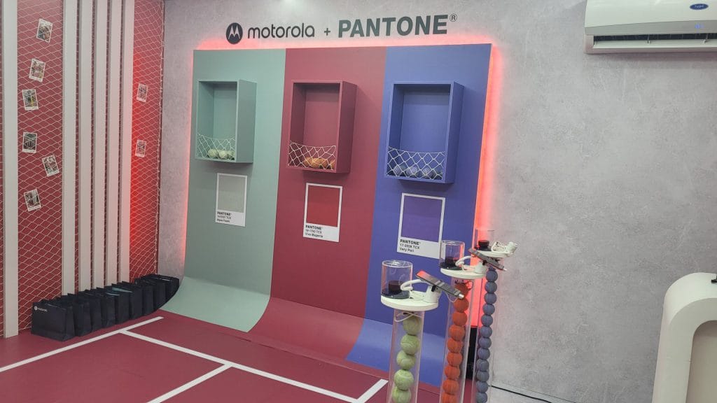 Motorola leva parceria com Pantone e ativações da linha Edge 30 de celulares ao Rio Open