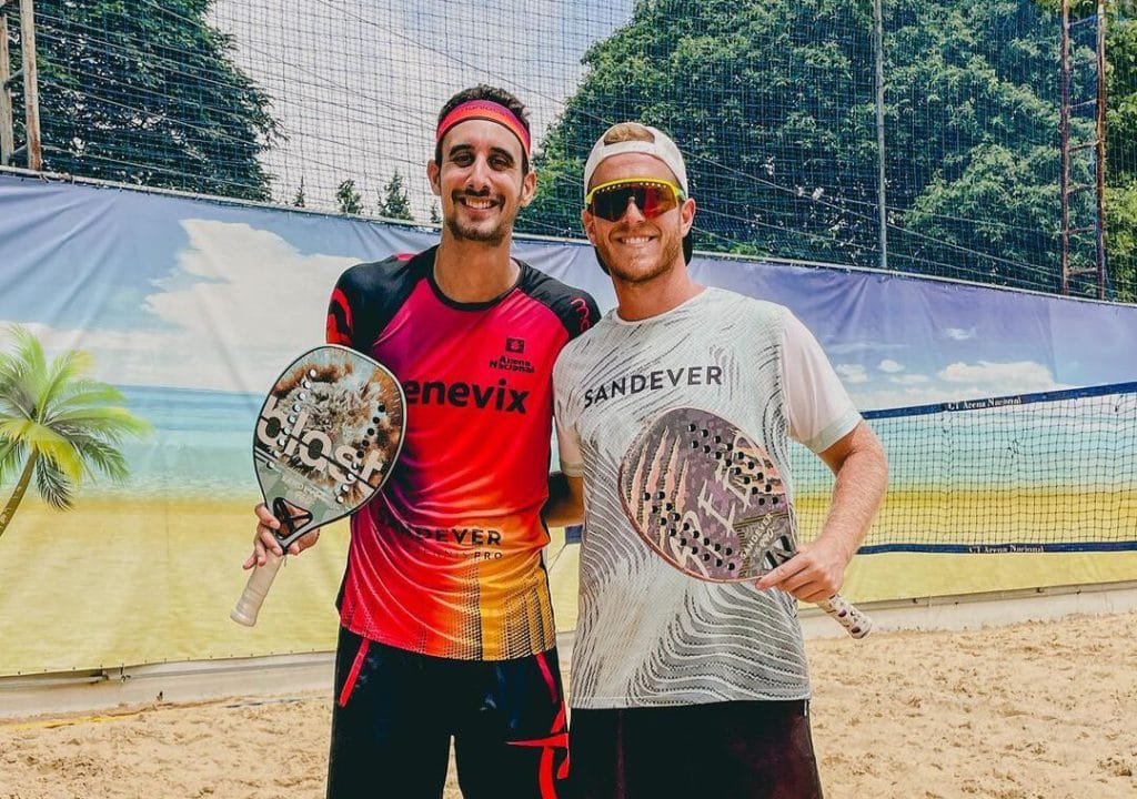 Beach tennis atrai elite ao país e vê aumento de 175% no número de praticantes em um ano