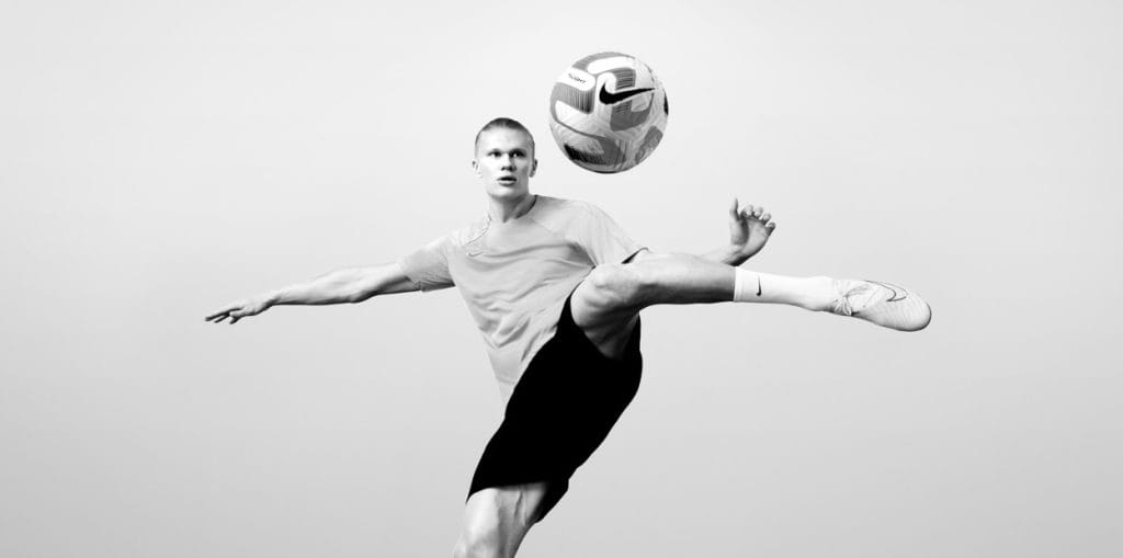 Erling Haaland, do Manchester City, renova patrocínio com a Nike