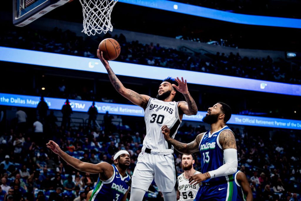 NBA tem recorde de público em arenas, mas oscila nas emoções pela TV - Basquete, NBA - Máquina do Esporte