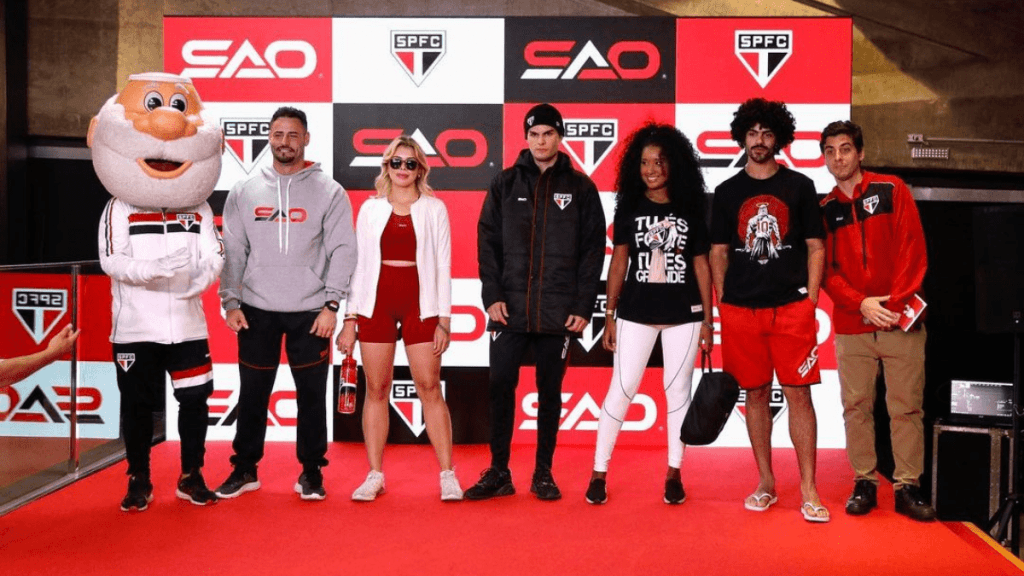 São Paulo relança marca própria e reformula identidade das lojas oficiais do clube