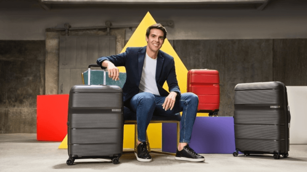 American Tourister faz 90 anos e escala Kaká como embaixador na América Latina