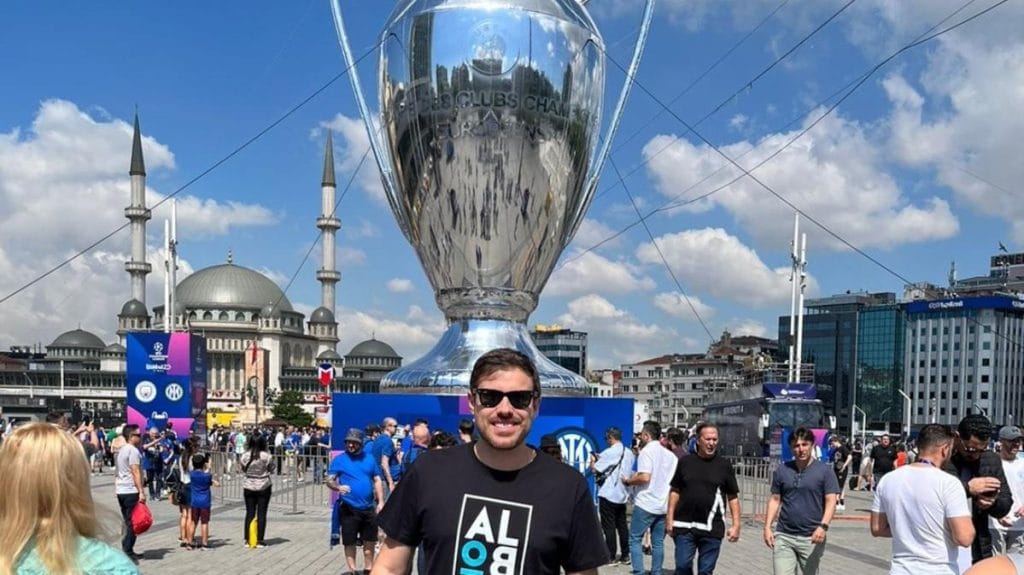 Prazer, Champions League!
