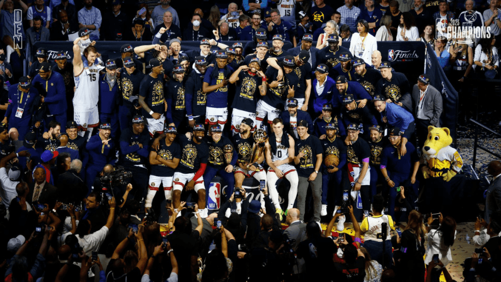 Apesar de incidente, Denver ainda celebra o título dos Nuggets na NBA