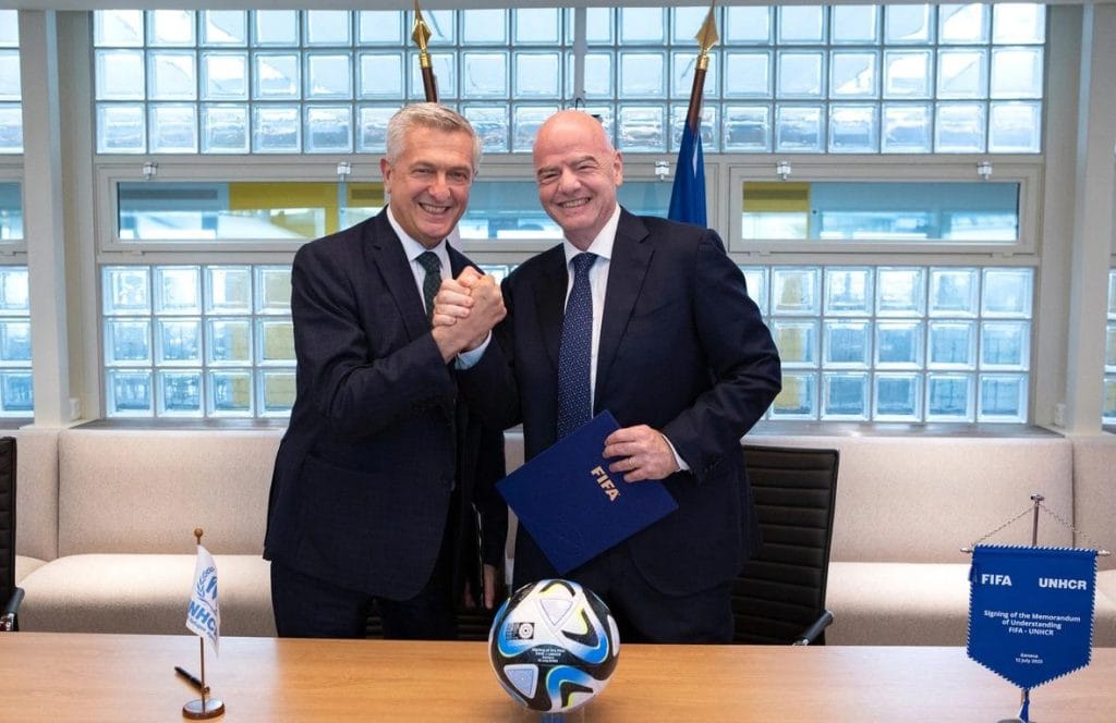 Fifa e Acnur reforçam acordo para ações em prol de refugiados