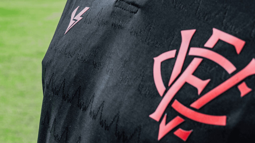 Vitória apresenta novo terceiro uniforme em prol da doação de órgãos