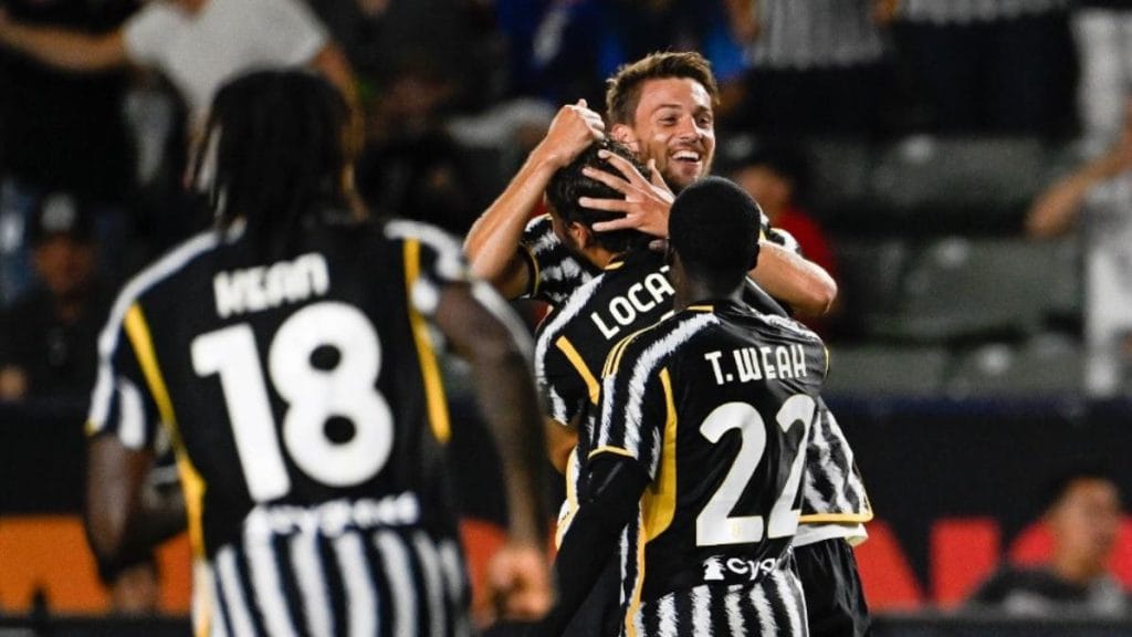 Uefa bane Juventus de torneio e multa Chelsea por violações do Fair Play Financeiro
