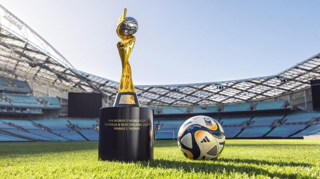 Adidas cria versão da bola Oceaunz para semifinais e final da Copa do Mundo Feminina