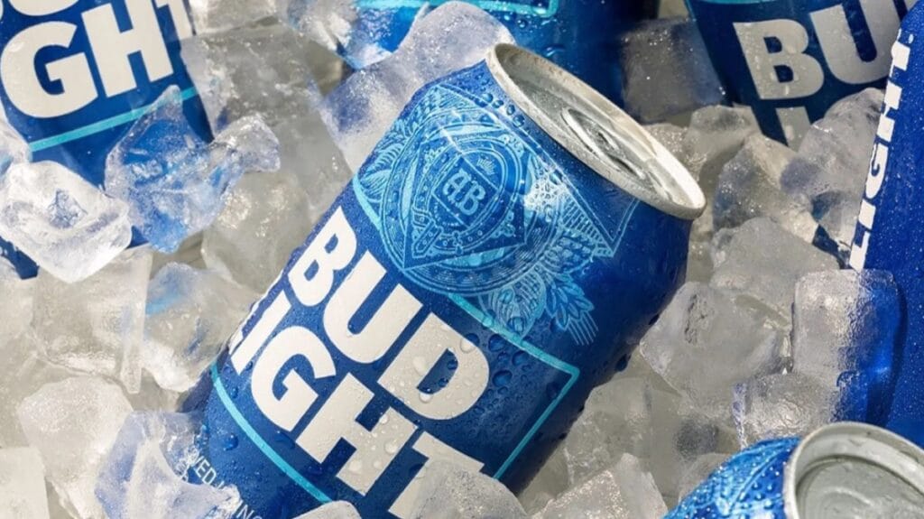 UFC fecha maior patrocínio de sua história e terá Bud Light como cerveja oficial