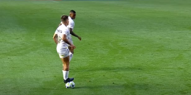 Sem Série A e Copa do Brasil, Santos enfrentará caos financeiro em 2024