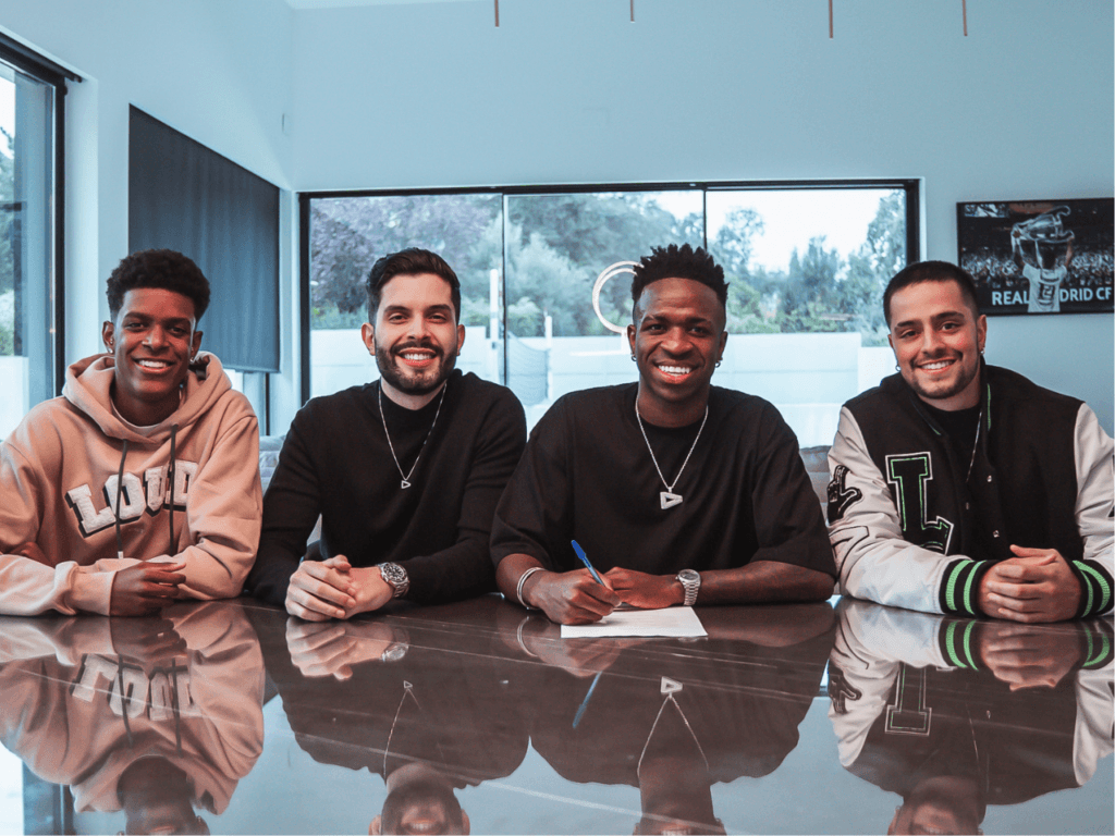 Vinícius Júnior se torna sócio da Loud e adentra o universo dos e-Sports