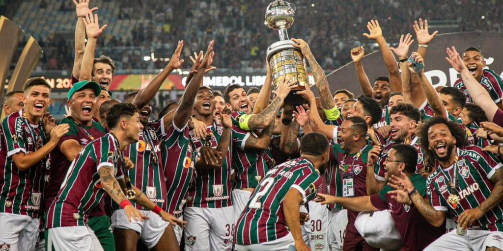 Flamengo lidera, mas Fluminense tem maior evolução em ranking digital do Ibope Repucom