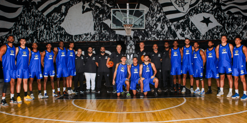 Separado do departamento de futebol, sede do Botafogo faz campanha para atrair sócios