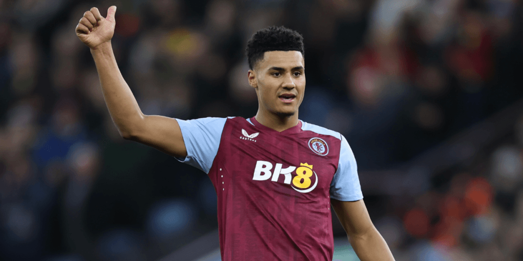 Aston Villa firma acordo com Adidas para substituir Castore a partir de 2024/2025