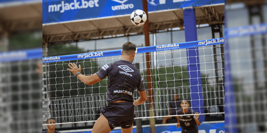 Umbro renova parceria com Open Nacional de Futevôlei para temporada 2024