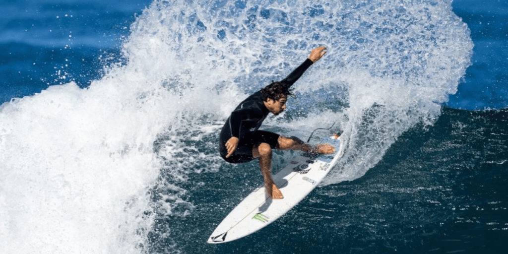 Natural One fecha patrocínio ao surfista Yago Dora