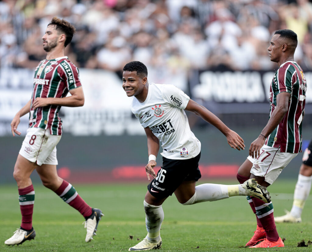 Globo alcança 38% de participação em SP com vitória do Corinthians sobre o Fluminense