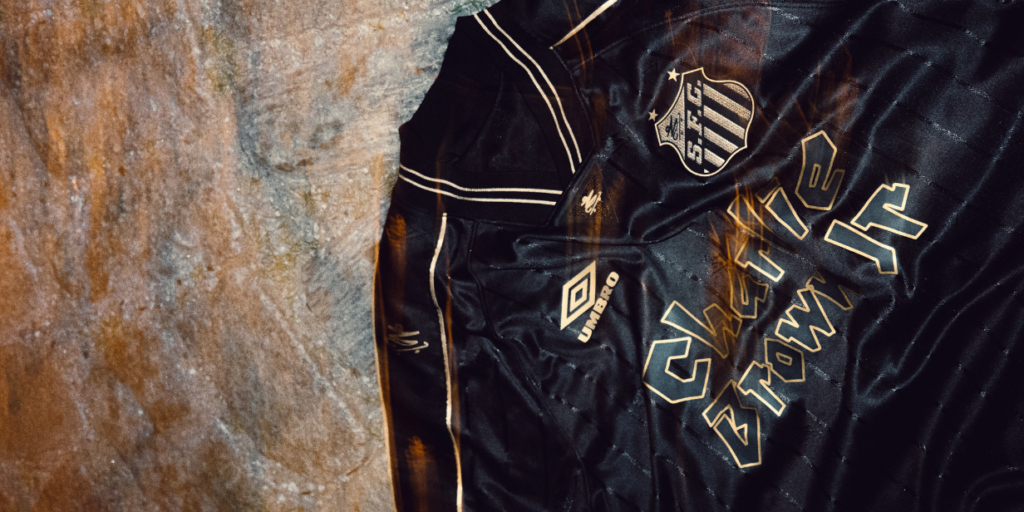 Umbro, Santos e Charlie Brown Jr. repetem parceria e divulgam nova camisa