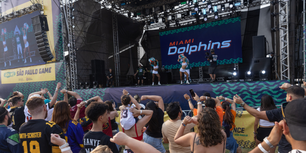 NFL Experience reuniu mais de 25 mil pessoas em SP no final de semana do jogo da liga no Brasil