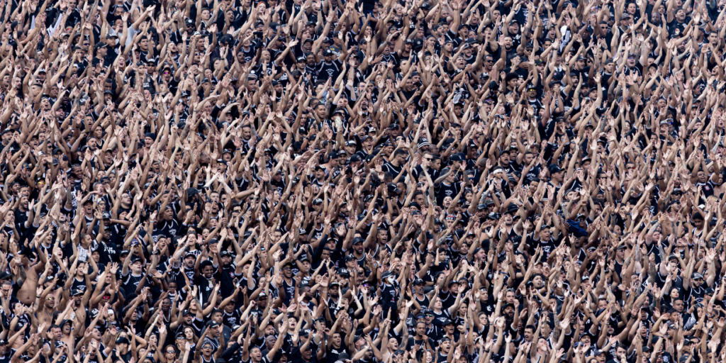 Gaviões da Fiel iniciará “vaquinha” para pagar dívida do Corinthians com estádio nesta quarta-feira (27)