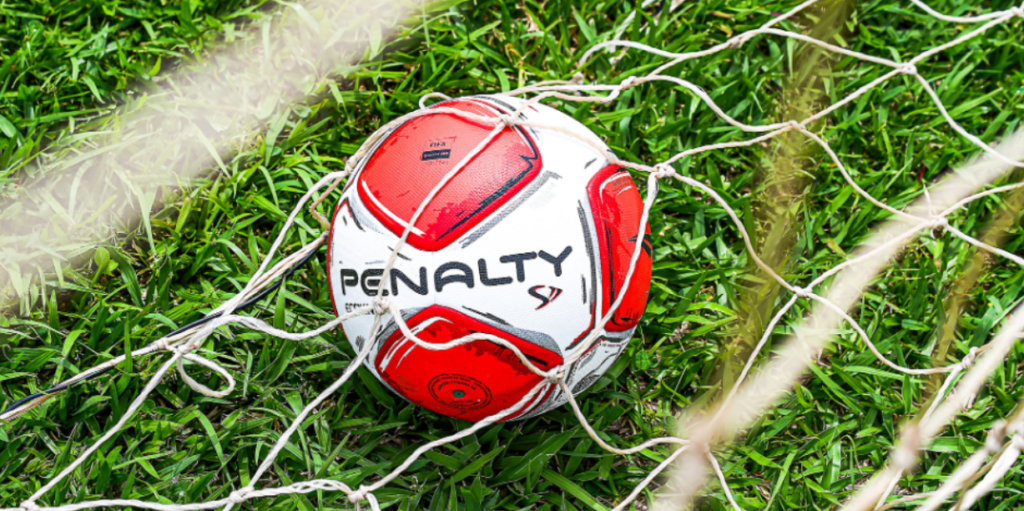 FPF e Penalty renovam parceria focada na sustentabilidade até 2026