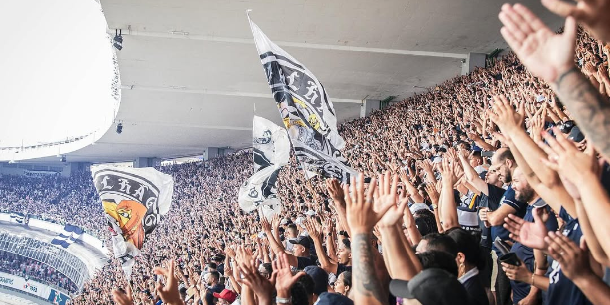 Torcida do Remo, novo filiado da Libra, lota a arquibancada em jogo da Série C - Felipe Sacramento/Remo