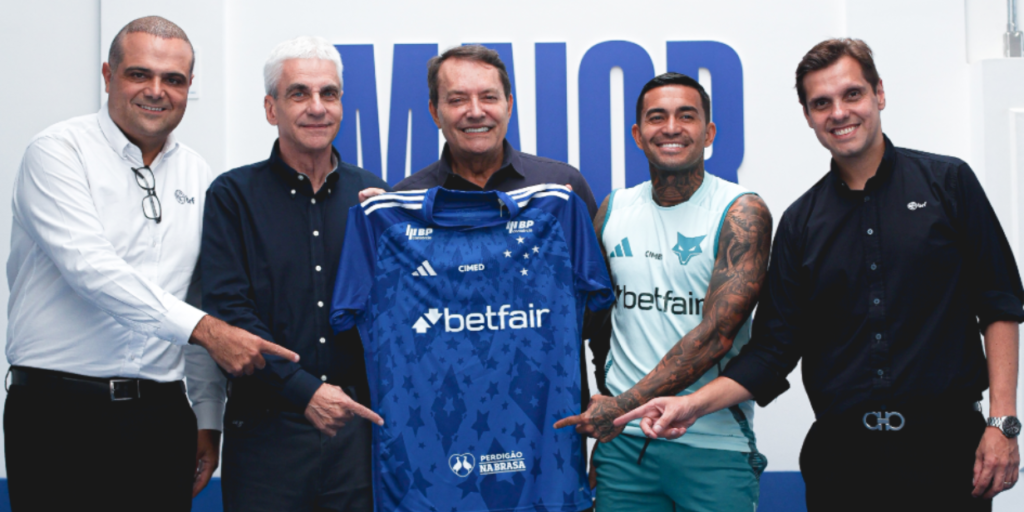 Cruzeiro fecha patrocínio com Grupo BRF, que usará marca Perdigão no uniforme do clube