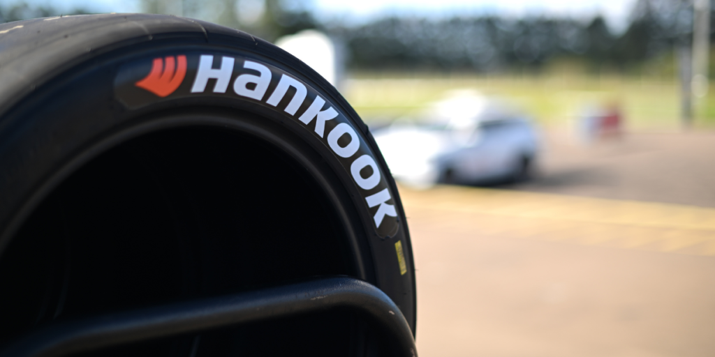 Hankook se torna parceira de pneus do TCR e Turismo Nacional e domina automobilismo brasileiro com Vicar