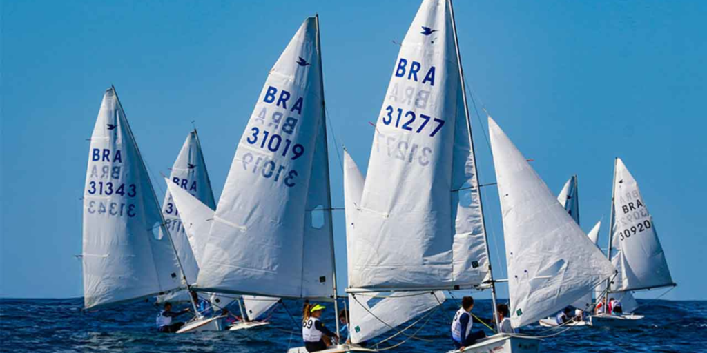 Marca de campeão mundial de surfe se torna patrocinadora da CBVela