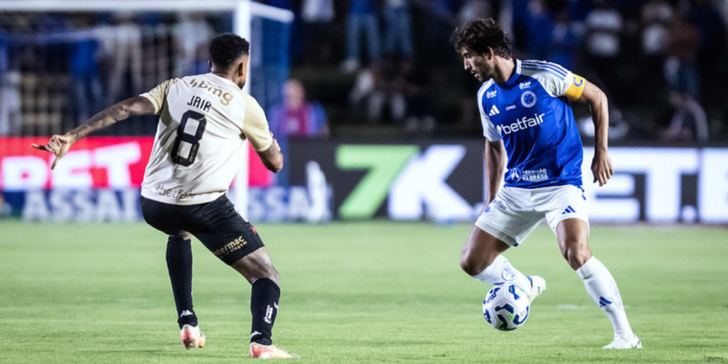 Record obtém 2º lugar de audiência no PNT com transmissão de Cruzeiro x Vasco