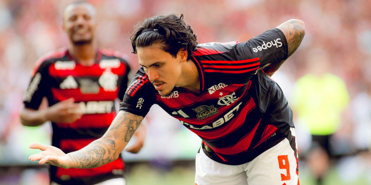 Pedro comemora gol na vitória do Flamengo sobre o Corinthians - :Adriano Fontes / Flamengo