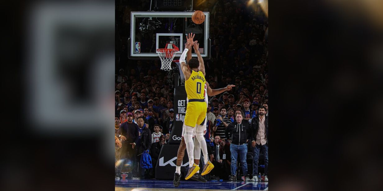 O armador Tyrese Haliburton, do Indiana Pacers, arremessa para empatar e levar para a prorrogação o duelo com o New York Knicks, no jogo 1 das finais do Leste da NBA - Reprodução / Instagram @nba