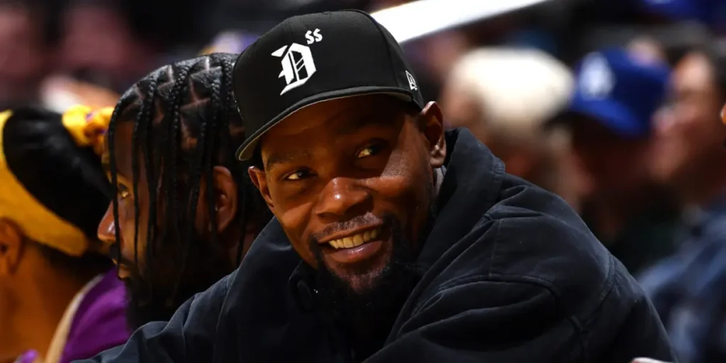 Kevin Durant adquire participação minoritária no Paris Saint-Germain