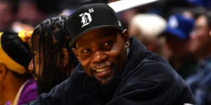 Kevin Durant adquire participação minoritária no Paris Saint-Germain