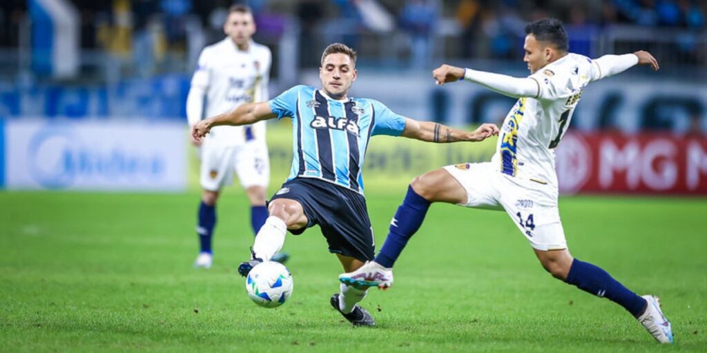 Grêmio terá New Balance em 2026; Fluminense fecha com Puma