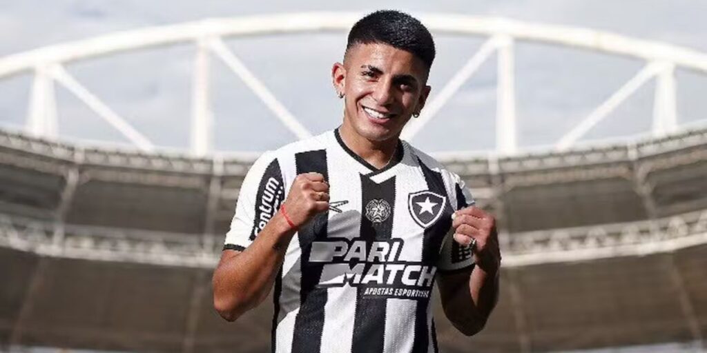 Thiago Almada, do Botafogo, foi a maior contratação do futebol brasileiro até 2024 - Vitor Silva / Botafogo