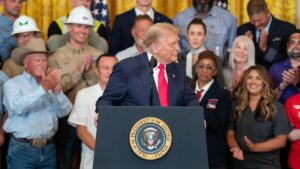 Trump quer taxar apostadores nos EUA, mesmo que tenham perdido dinheiro