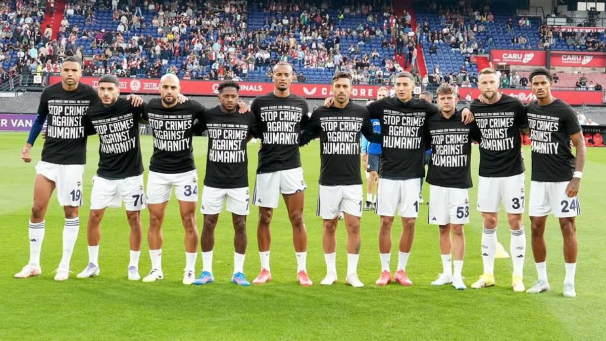 Fenerbahce fez protesto contra a guerra em Gaza antes de jogo da fase pré-eliminatória da Champions - Reprodução / Instagram @Fenerbahçe