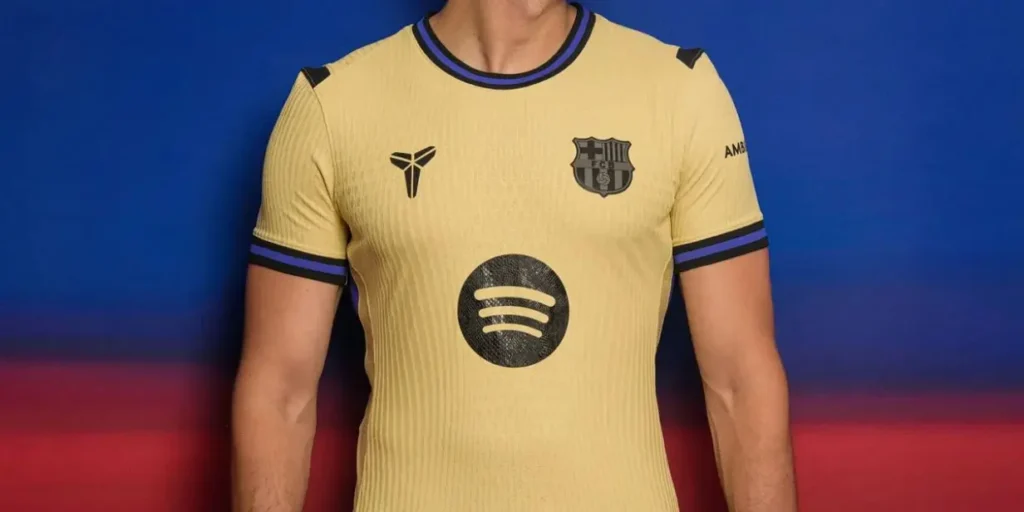 Barcelona e Nike lançam camisa com logo de Kobe Bryant em nova aproximação de futebol e basquete