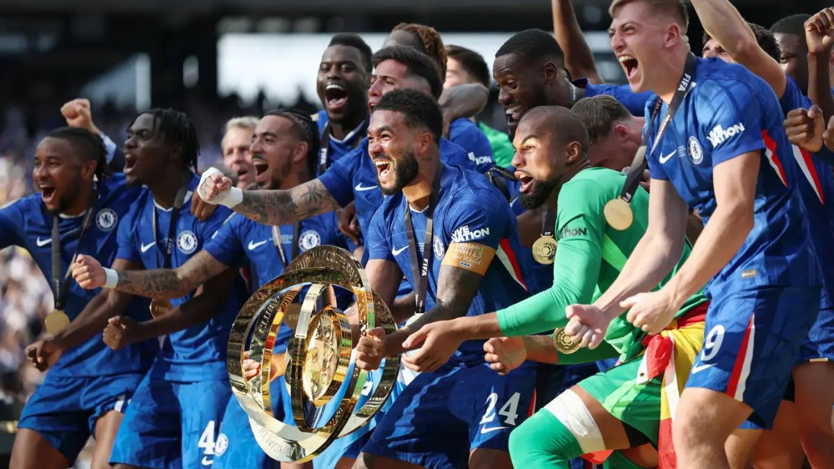 Chelsea levanta o troféu da 1ª edição da Copa do Mundo de Clubes - Fifa / Divulgação