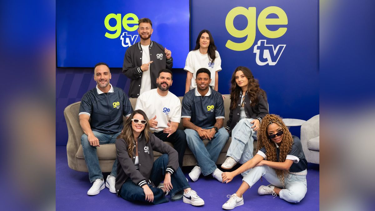 Elenco da GeTV posa para foto oficial - Divulgação
