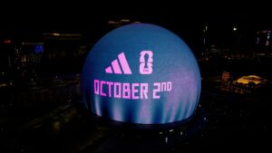 Adidas fez ação no Sphere, tradicional ponto turístico de Las Vegas - Divulgação