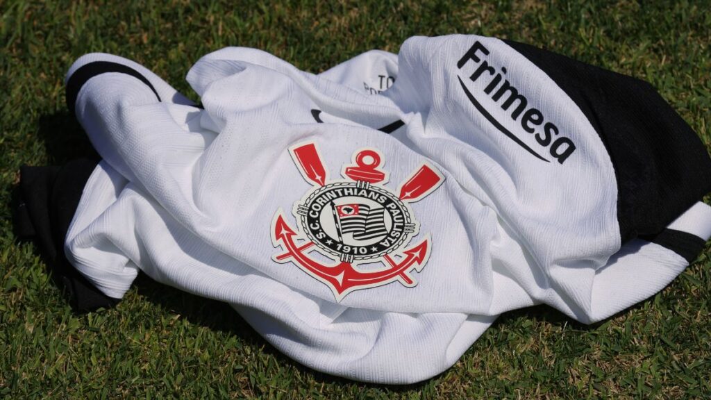 Corinthians fecha parceria com Frimesa para exposição de marca no uniforme
