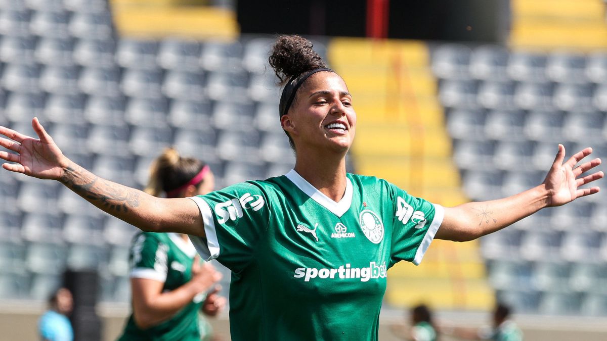 A atacante Amanda Gutierres comemora gol pelo Palmeiras - Divulgação / Palmeiras