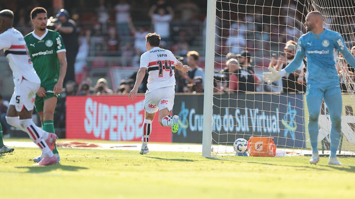 Tapia festeja gol do São Paulo contra o Palmeiras pelo Brasileirão - Paulo Pinto / São Paulo