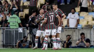 Jogadores do Fluminense comemoram gol na vitória sobre o Mirassol - Lucas Merçon / Fluminense