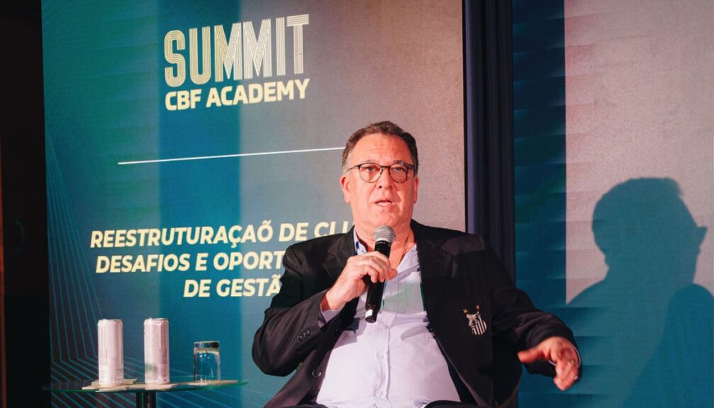 Marcelo Teixeira, presidente do Santos, durante debate no Summit CBF Academy - Divulgação