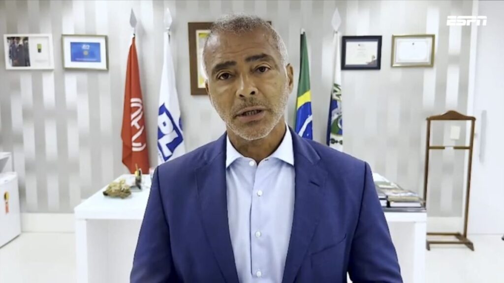 Senado aprova projeto que profissionaliza arbitragem no futebol brasileiro