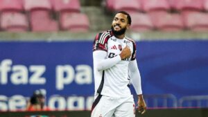 Juninho comemora gol contra o Sport Recife, pelo Brasileirão - Gilvan de Souza/Flamengo