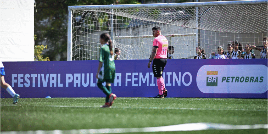 A Federação Paulista de Futebol e o trabalho em prol do futebol feminino